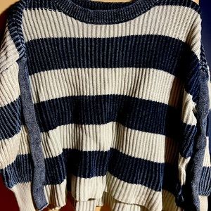 Women’s sweater